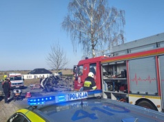 Dwie osoby ciężko ranne po wypadku w Podolinie. W sumie poszkodowanych jest sześć osób