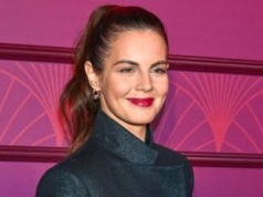 W takim stroju zjawiła się na gali. Wszyscy patrzyli tylko na nią