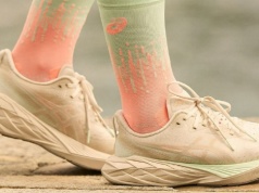 Buty sportowe na wiosnę zawładnęły światem mody. Modele Salomon i Asics będą wszędzie