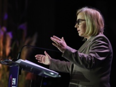 Hennig-Kloska os słowach Czarnka: Wyjście Polski z systemu ETS oznaczałoby wyjście z Unii Europejskiej