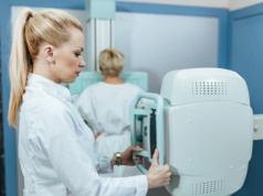 Raport: do 2050 r. zachorowalność na raka piersi u kobiet wzrośnie na świecie do 3,5 mln rocznie