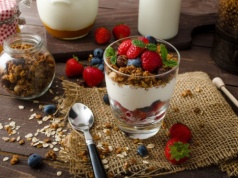 Jem zamiast zwykłego jogurtu czy skyru. Jest zdrowszy i lekkostrawny