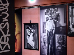 Obraz Beksińskiego odnaleziony po 50 latach. W Warszawie tylko przez kilka dni