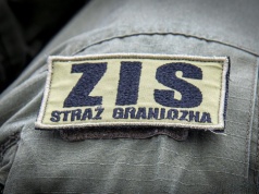 Mieli lecieć, poszli posiedzieć. Awanturnicy na mazowieckich lotniskach