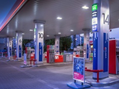 Ceny na stacjach paliw. Orlen: Schodzimy z marży by je obniżyć