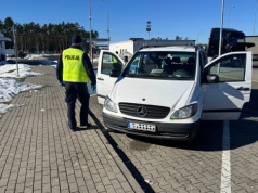 28-latek ukradł Mercedesa w Niemczech, a wpadł pod Olsztynkiem