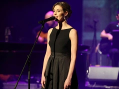 Gwiazda oskarżana o profanację. Tłumaczy się z koncertu