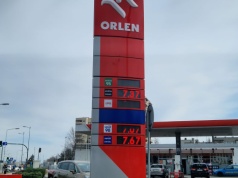 Paliwo w Krakowie szybko drożeje (Galeria)