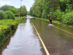 Objazd w Dolinie Trzech Stawów. Zaczyna się usuwanie szkód górniczych na rolkostradzie