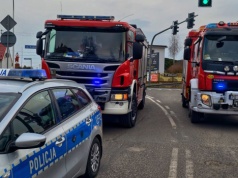 Elektrycznym Audi wjechała w motocyklistę (ZDJĘCIA)