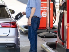 Niemcy szturmują Polskę. „Nie stać mnie na benzynę w Niemczech”