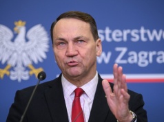 Sikorski atakuje Lecha Kaczyńskiego, by przykryć brak ewakuacji