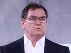 Zagraniczny klub ubiegł Urbana! Zaskakujący kandydat w szerokiej kadrze na baraże