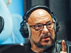 Milczek i odludek? "Stary kawaler, który ma swoje przyzwyczajenia"