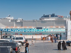 Armatorzy zawieszają rejsy na Bliski Wschód. Trwa ewakuacja ich pasażerów