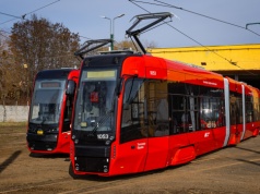 Pierwszy z nowych tramwajów już w Katowicach. To początek dużych zmian w taborze Tramwajów Śląskich