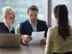 Dorota ma 43 lata, szuka pracy od miesięcy. "Popadłam w jakiś obłęd"