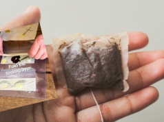 Nie wyrzucaj torebek po herbacie. Można z nich zrobić małe arcydzieła dla oczytanych