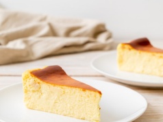 Na Wielkanoc zrób ten prosty sernik. Goście będą prosić o przepis
