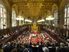 Uderzenie w arystokratów. Koniec z wielowiekową tradycją