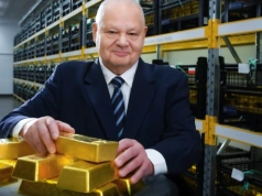 Glapiński: NBP zarobił na złocie 197 mld zł. Część można wydać na armię