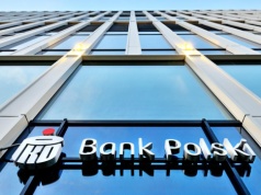 Kwartalny zysk netto grupy PKO BP  powyżej oczekiwań. Roczny przekroczył 10 mld zł