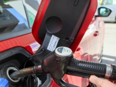 Ceny ropy znów szybują. Iran straszy, że dojdą do 200 dolarów za baryłkę