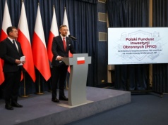 „SAFE zero procent”. „To sprzeczne z konstytucją” – informuje czwartkowa „Rzeczpospolita”