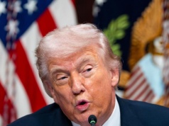 Ropa po 100 USD uderza w plany Trumpa. Wybory w USA mogą wymusić koniec wojny z Iranem