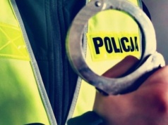 Aresztowany policjant z warszawskiej komendy usłyszał zarzuty