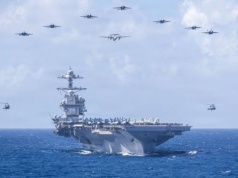 Pożar na pokładzie potężnego lotniskowca. USA wysłały go do Iranu