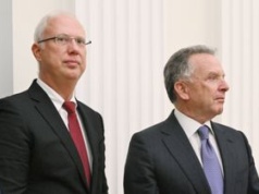 Tajemnicze spotkanie. Dmitrijew namawia USA do zniesienia sankcji?