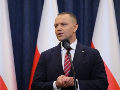 Prezydent Karol Nawrocki zawetuje ustawę o SAFE. Donald Tusk: Wstyd!