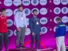 Ukraiński sportowiec zlekceważył rosyjskie symbole narodowe