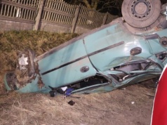 Tragiczny wypadek w Starej Hucie. Nie żyje 33-letni pasażer, kierowca był pijany