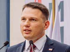 Mentzen ostro o rządzie i SAFE. „Oni to wdrożą nielegalnie pomimo weta”