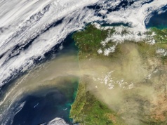 "Krwawe deszcze" nad Europą. NASA opublikowała dane