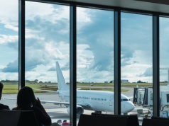 Polskie lotniska notują rekordy. Prezes PPL mówi o tym, co zmienia wojna