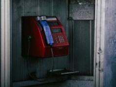 Rosjanie wrócą do budek? To plan polityka