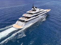 Była stewardesą na luksusowym jachcie. "Na morzu mężczyźni sądzą, że zasady nie obowiązują"