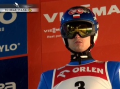 Skoki narciarskie: Prevc i Embacher najlepsi w kwalifikacjach. Czterech Polaków w sobotnim konkursie!