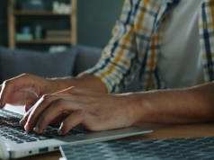 Baza klientów w kilka minut. Tak dochodzi do wycieku danych w firmach