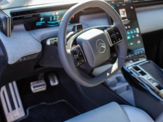 Stellantis rozmawia z Chińczykami. W tle Xiaomi, Xpeng i możliwe zmiany dla marek takich jak Peugeot czy Citroën