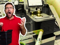 Kasy samoobsługowe doprowadzają do szału – i klientów, i kasjerów. "To jest masakra"