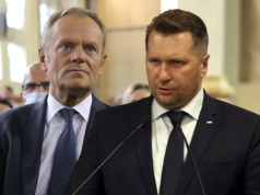 "Szaleńcy" kontra "brukselsko-niemiecki szwindel": Gorąca wymiana zdań Tuska z Czarn…