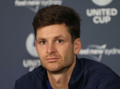 Na co dzień niezwykle skromny, a na koncie miliony. Majątek Huberta Hurkacza zwala z nóg