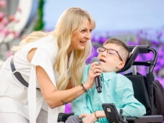 Magdalena Narożna zaśpiewała z niepełnosprawnym Nicolasem