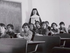 Kanada utajniła wyniki śledztwa w sprawie rzekomych mordów w szkołach rezydencjalnych