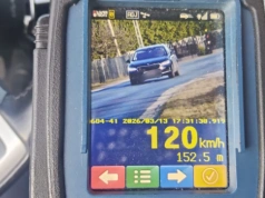 120 km/h w Leśnie. Kierowca stracił prawo jazdy na trzy miesiące