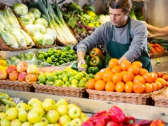 Ten polski owoc bije banany na głowę. Wspiera serce i jelita
